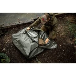 Sac De Lit Enroulable Trakker Downpour -Trakker 205102 Downpour Bed Bag 03 550x550w